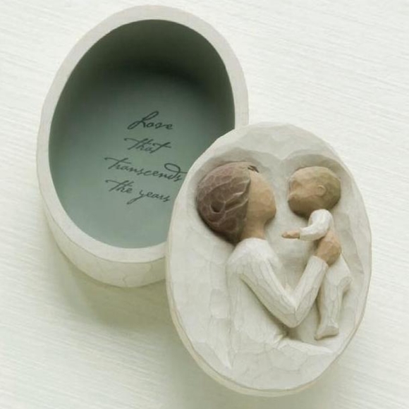 Willow Tree Other - Willow Tree  Grandmother Keepsake Box